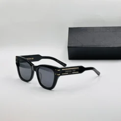 CHRISTIAN DIOR