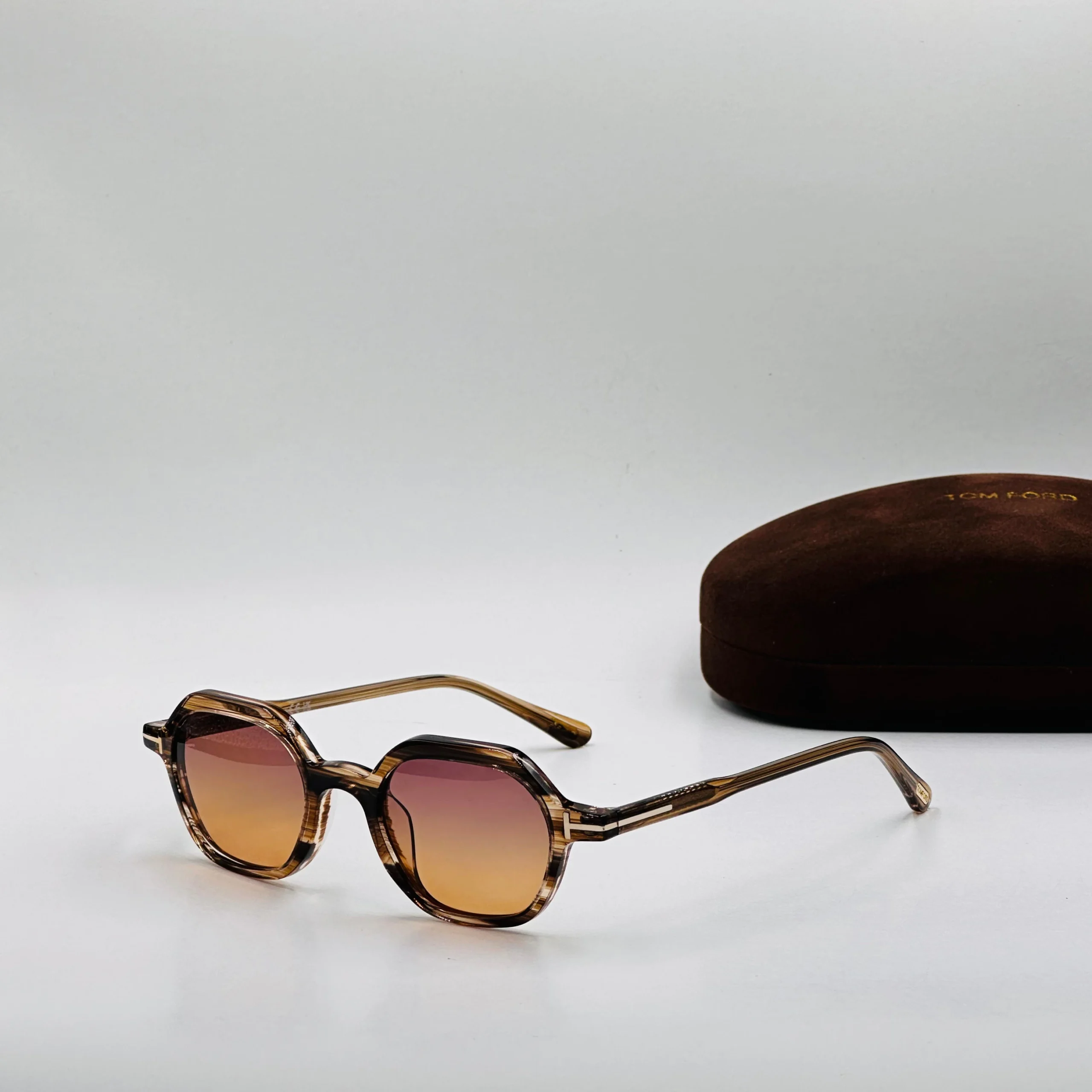 T FORD FT5900 – Image 4