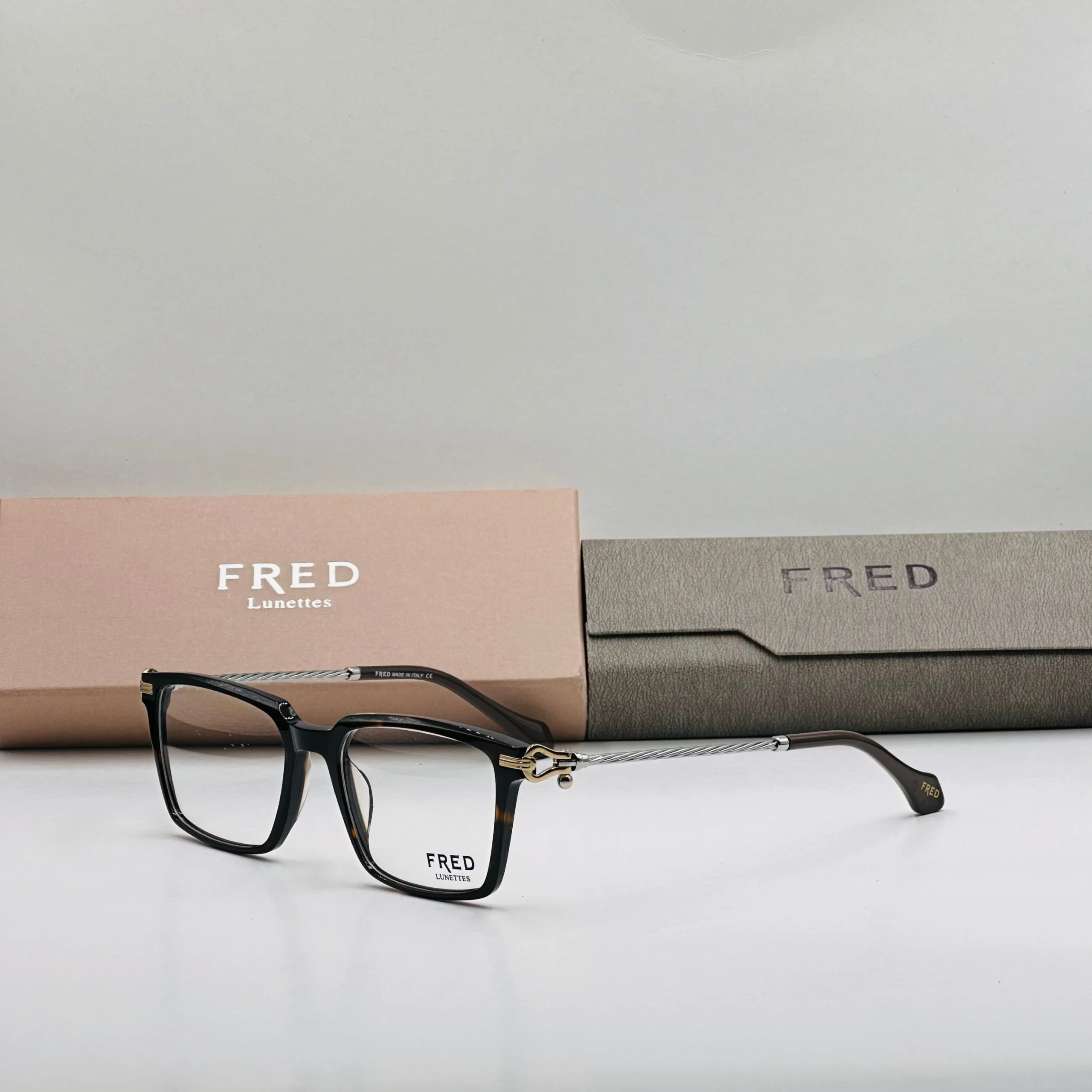 FRED LUX47 – Image 4