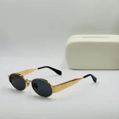 MARC JACOBS 806S