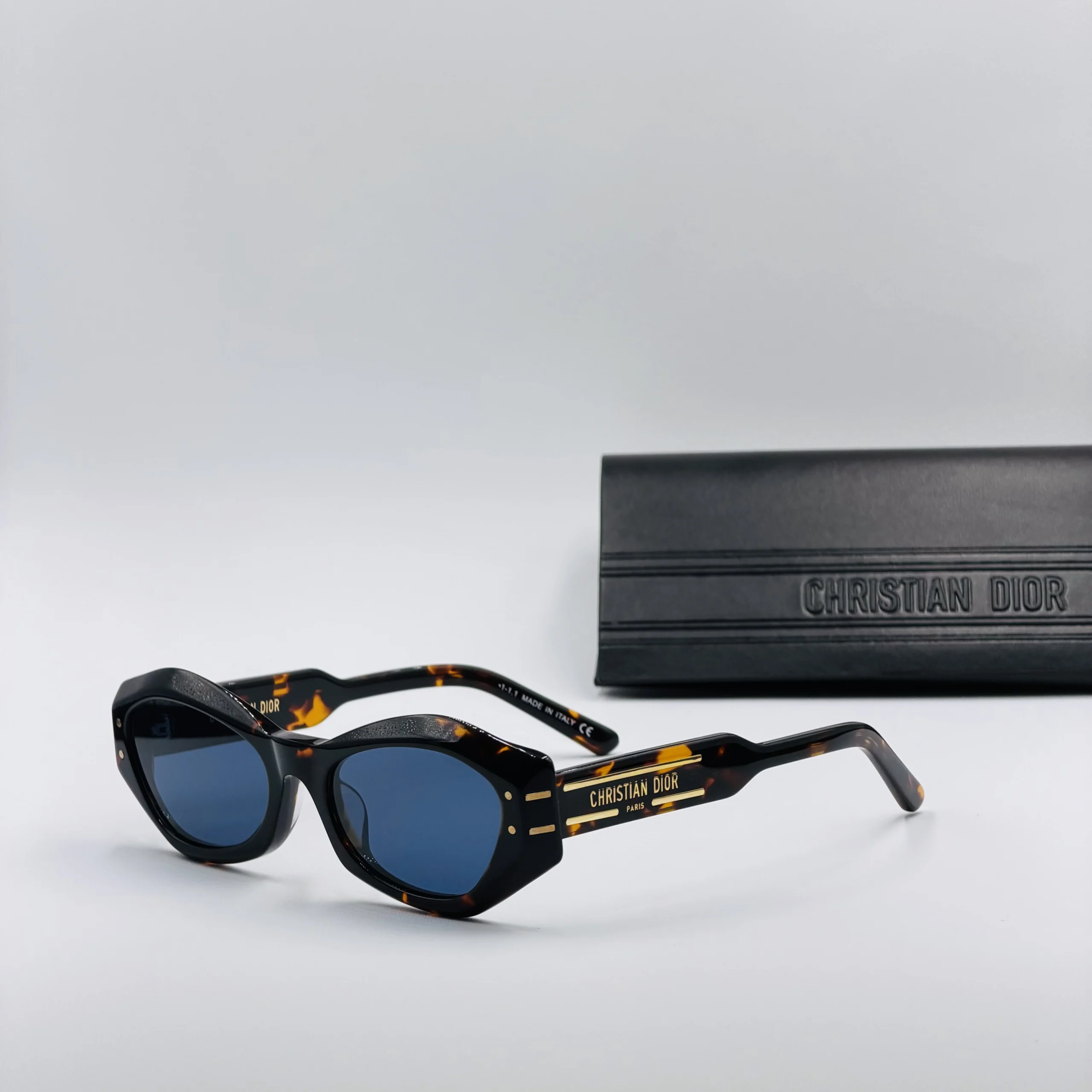 C-DIOR Signafure B1U