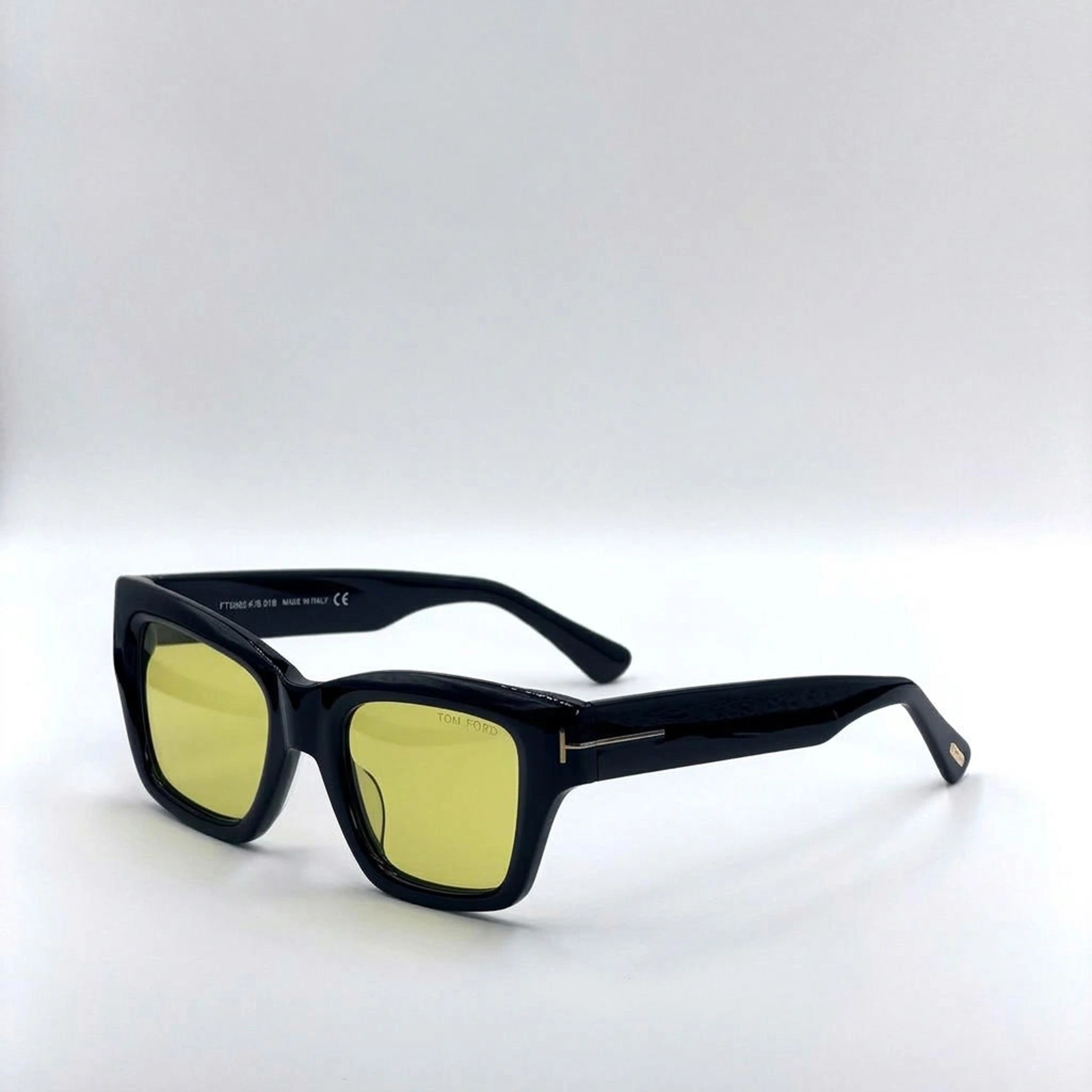 TOM FORD ILIAS FT1154 – Image 9