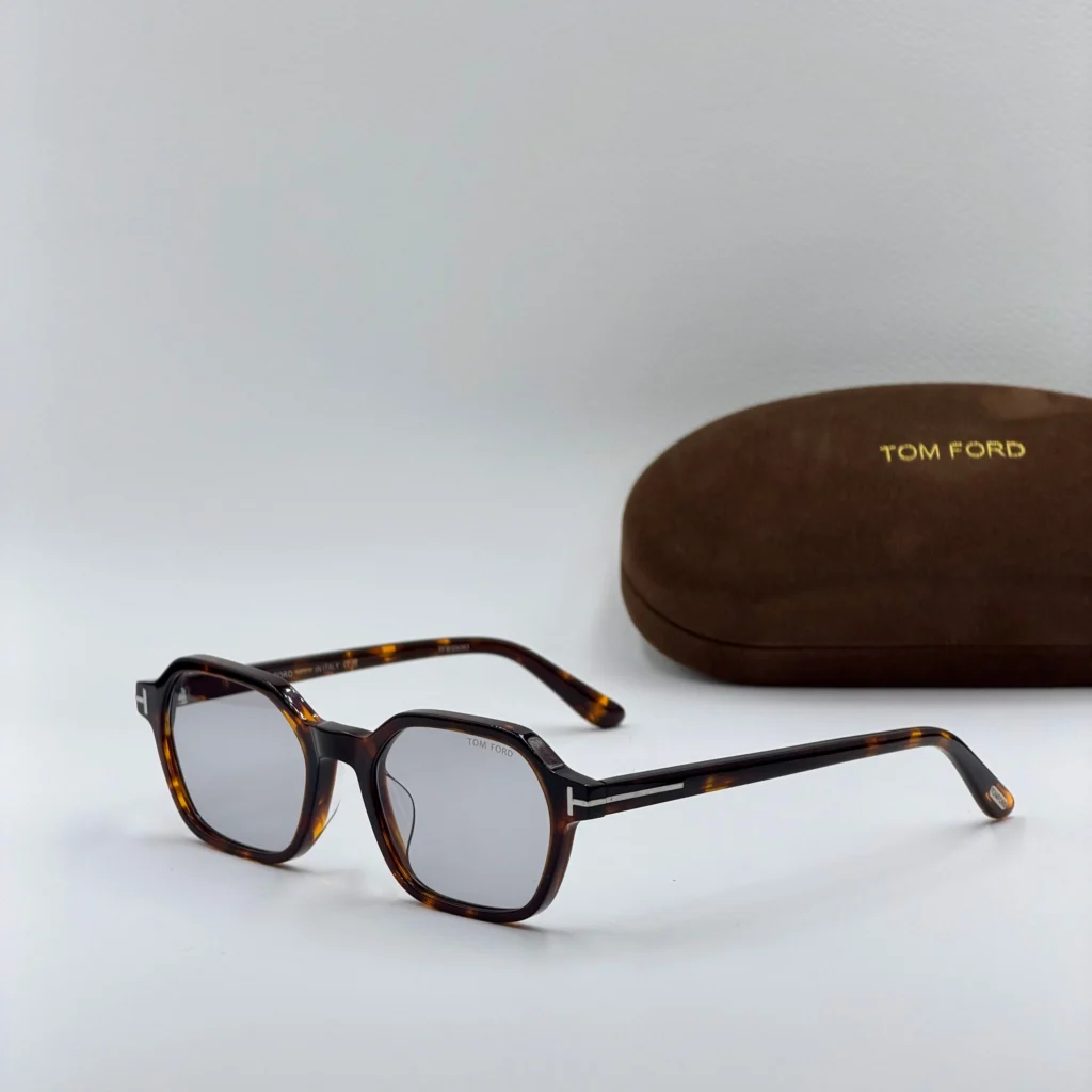 TOM FORD Joey TF1301