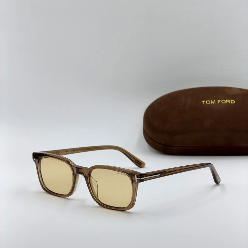 TOM FORD MILES TF1300