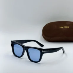 TOM FORD Finn TF1304